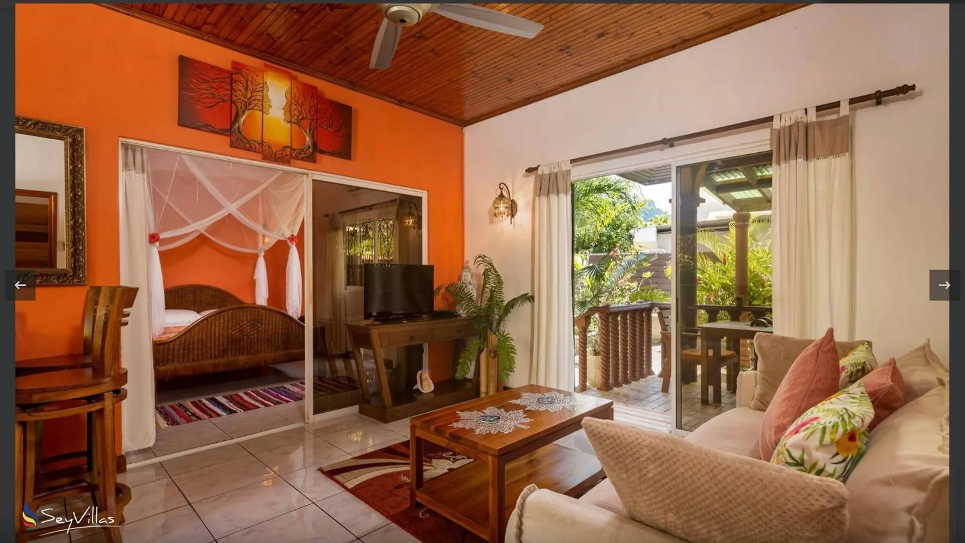 Room In Villa - Effies Mountain View Villa Gecko Villa Eden Island