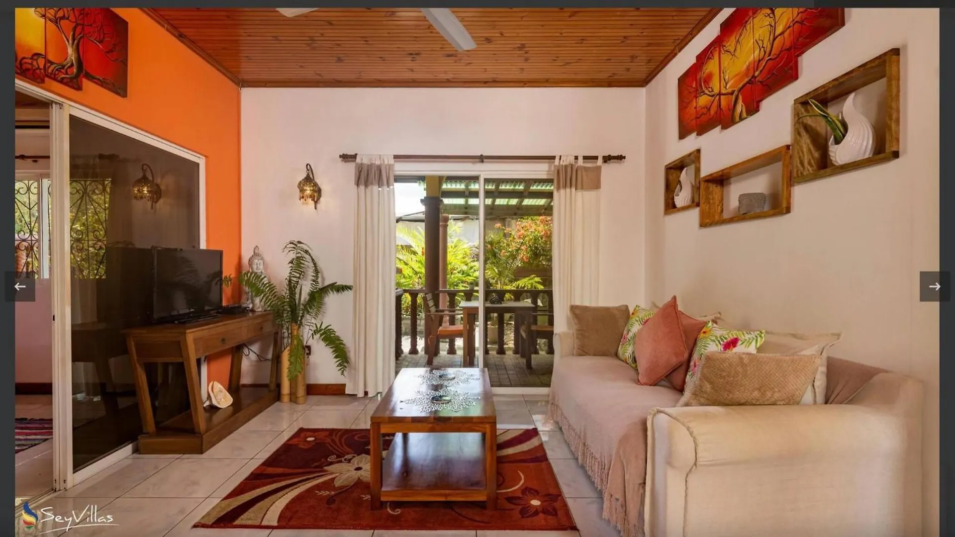 Room In Villa - Effies Mountain View Villa Gecko Villa Eden Island Guest house