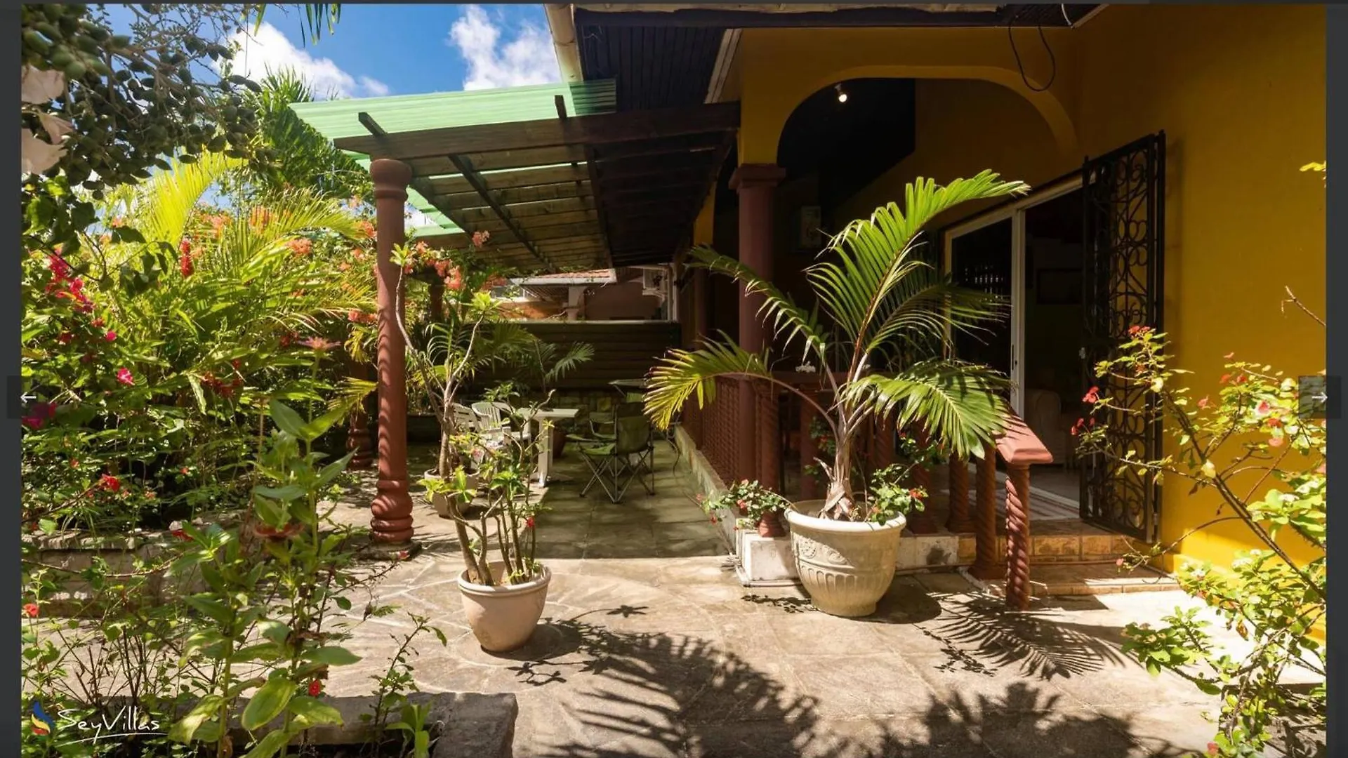 Room In Villa - Effies Mountain View Villa Gecko Villa Eden Island Guest house